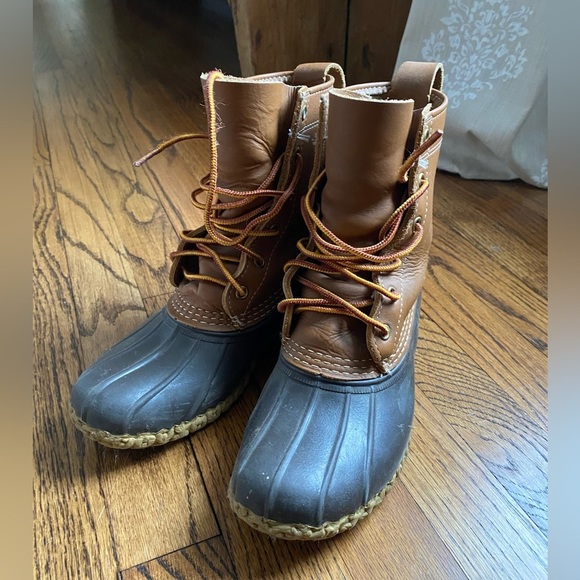 LL Bean Women’s Unlined Bean Boots Size CM - Picture 1 of 5